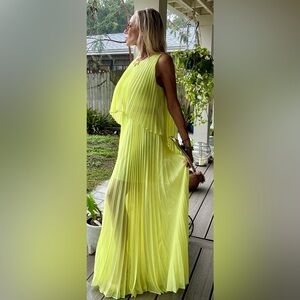 BCBGMaxAzria Sleeveless Lime Yellow Dress size M